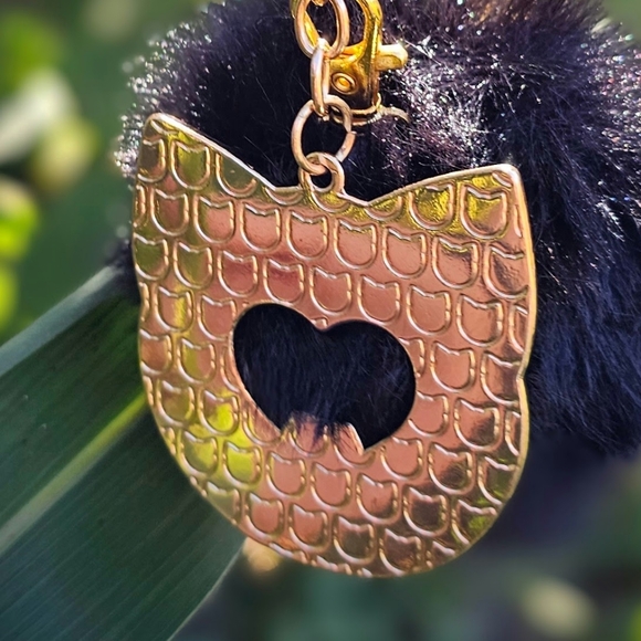 🌻3 For $15🌻 Black Cat Constellation Bottle Opener Bag Charm/Key Ring - Picture 3 of 4
